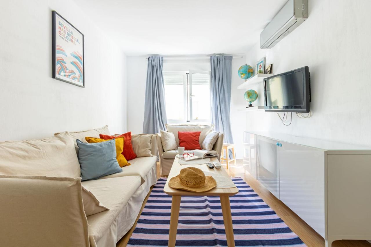 Colours Apartment And Garage Historical Center 4 Pax 塞维利亚 外观 照片