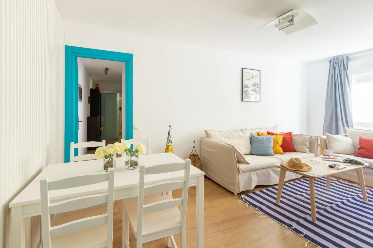 Colours Apartment And Garage Historical Center 4 Pax 塞维利亚 外观 照片